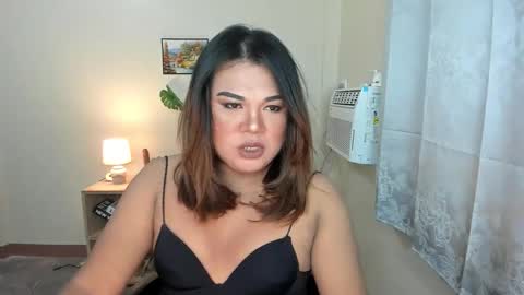 Snapshot of ursangredeia chatting on October 19, 2025, 4:07 pm ursangredeia online show from October 19, 2025, 4:07 pm