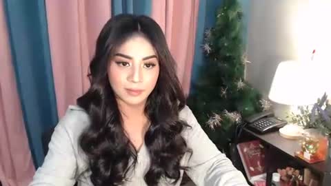 JUST CALL ME CALI online show from October 13, 2025, 3:50 am