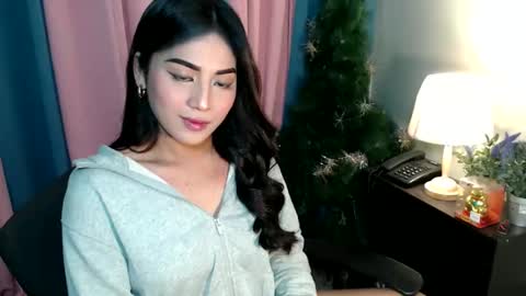 JUST CALL ME CALI online show from October 22, 2025, 10:37 am