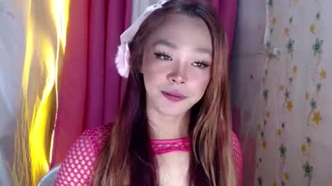 Snapshot of ursexy_debra chatting on September 16, 2025, 1:28 am TYRA online show from September 16, 2025, 1:28 am