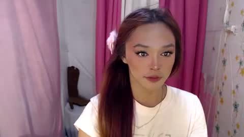 Snapshot of ursexy_debra chatting on September 19, 2025, 11:22 am TYRA online show from September 19, 2025, 11:22 am