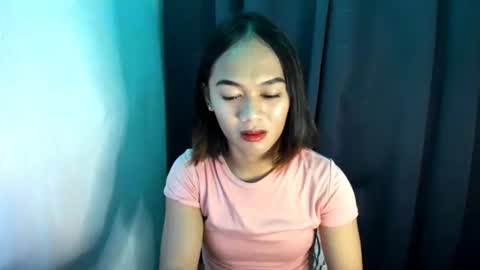 Snapshot of urslutty_mayie chatting on November 14, 2025, 5:28 am urslutty_mayie online show from November 14, 2025, 5:28 am