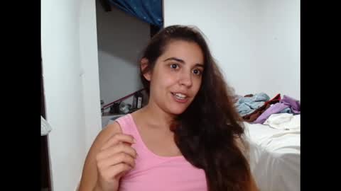 Snapshot of ursumi1 chatting on September 16, 2025, 8:32 pm ursumi1 online show from September 16, 2025, 8:32 pm