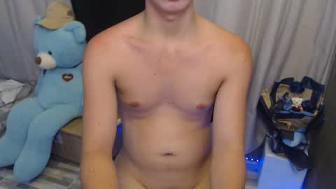 ursweet_jade online show from March 14, 2026, 2:22 pm