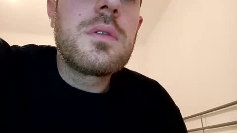 ursweetdreamx online show from November 11, 2025, 12:16 pm