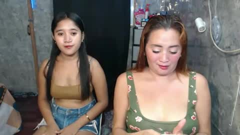 ursweetpinky online show from April 1, 2026, 12:33 am