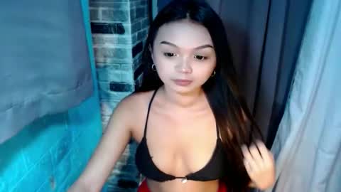 urugly_athena online show from May 23, 2026, 10:41 am