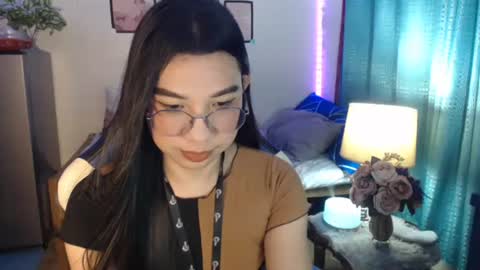 Snapshot of urwetasianprincessxx chatting on December 4, 2024, 2:15 pm Ashley Kate Mateo Gray online show from December 4, 2024, 2:15 pm