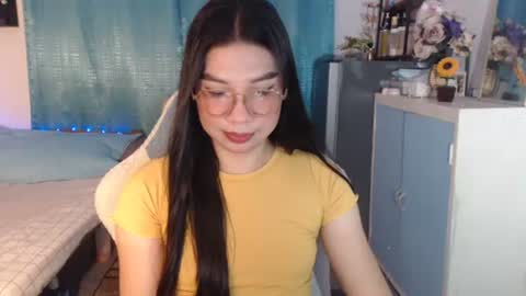 Ashley Kate Mateo Gray online show from March 12, 2026, 7:03 am