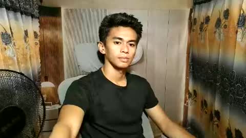Snapshot of urwild_fuckerxx chatting on June 1, 2026, 1:07 am urwild_fuckerxx online show from June 1, 2026, 1:07 am