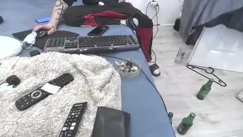 BamBam online show from January 19, 2025, 4:22 am