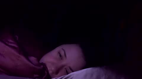 usefulhole online show from November 1, 2025, 4:47 am