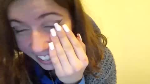 Naomi online show from November 13, 2025, 8:35 am