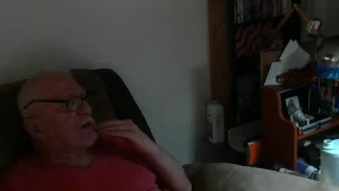 Snapshot of usmcmark63 chatting on February 21, 2025, 5:13 am lookin for free fun online show from February 21, 2025, 5:13 am