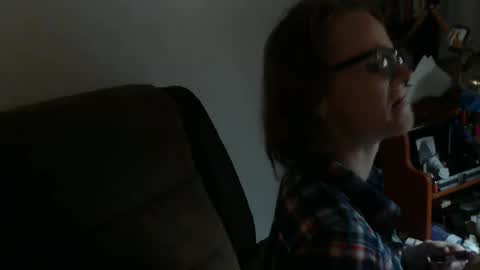 Snapshot of usmcmark63 chatting on February 21, 2025, 11:22 am lookin for free fun online show from February 21, 2025, 11:22 am