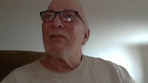 Snapshot of usmcmark63 chatting on February 25, 2025, 4:03 am lookin for free fun online show from February 25, 2025, 4:03 am