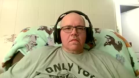 usstarr1 online show from February 4, 2026, 10:04 pm