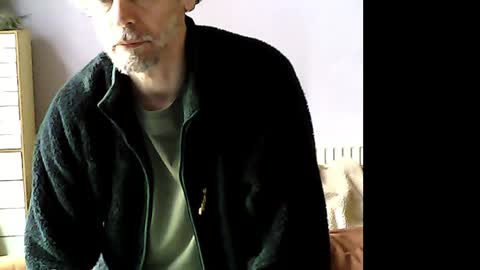Snapshot of uther30 chatting on April 5, 2026, 1:41 pm Uther30 online show from April 5, 2026, 1:41 pm