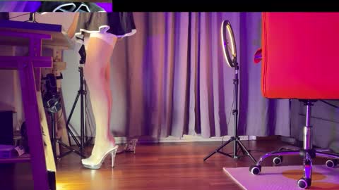 sdickyinout online show from November 1, 2025, 9:11 am