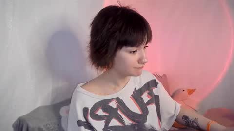 Snapshot of uwujudyosas chatting on February 11, 2026, 10:53 am Judy online show from February 11, 2026, 10:53 am