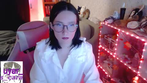 Cara online show from October 27, 2025, 1:26 pm