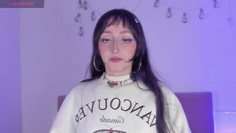 v1cky_ online show from April 6, 2026, 10:54 pm