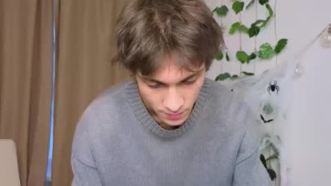 Valora online show from October 25, 2025, 12:34 pm