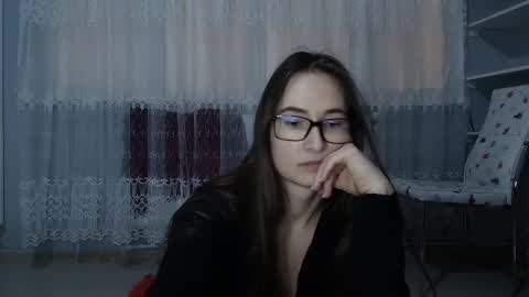 Snapshot of va_len_sea_ya chatting on February 13, 2025, 9:17 pm Valensiya online show from February 13, 2025, 9:17 pm