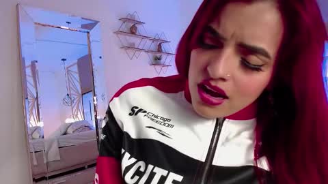 valeriee miller online show from November 1, 2025, 6:04 am