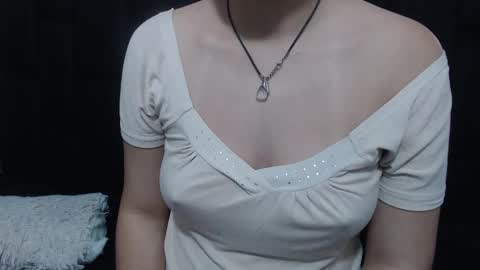 Vainilla online show from March 9, 2025, 1:56 am