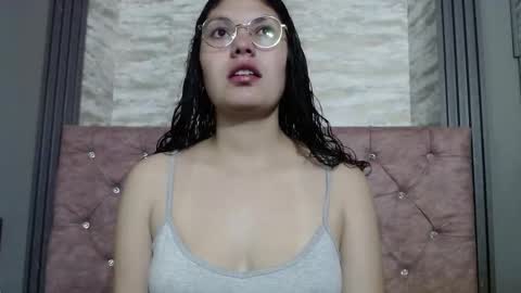 Vainilla online show from February 6, 2026, 2:05 am