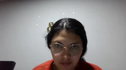 Snapshot of vainilla_cam chatting on March 5, 2026, 1:34 am Vainilla online show from March 5, 2026, 1:34 am