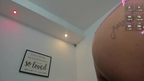 Snapshot of vainilla_heart chatting on October 21, 2025, 7:31 am vainilla_heart online show from October 21, 2025, 7:31 am