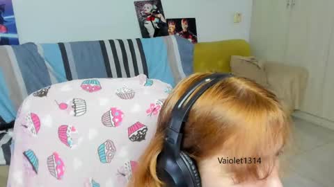 Vaiolet1314 online show from March 9, 2025, 5:33 am