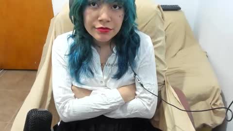 Vaiolet1314 online show from October 10, 2025, 2:21 am