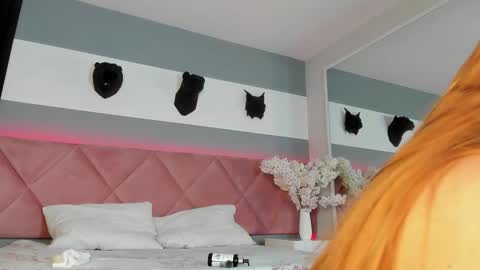 val_oconner online show from September 23, 2025, 3:09 am