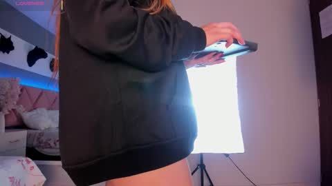 val_oconner online show from October 30, 2025, 3:08 am