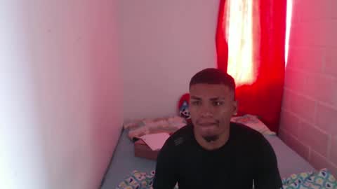 Snapshot of val_sex02 chatting on February 3, 2025, 6:49 pm val_sex02 online show from February 3, 2025, 6:49 pm