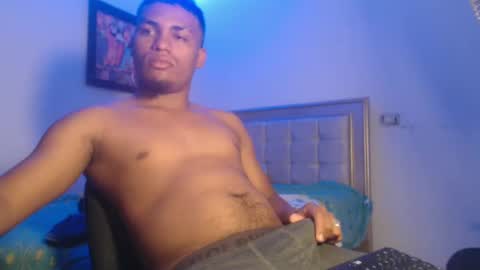Snapshot of val_sex02 chatting on March 10, 2025, 8:56 pm val_sex02 online show from March 10, 2025, 8:56 pm