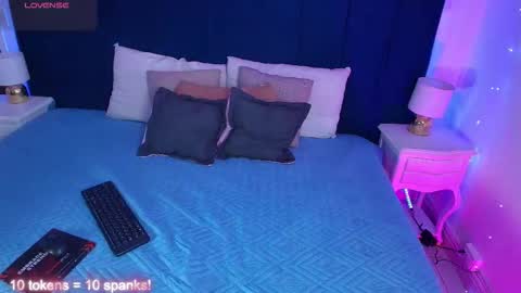 Tifanny  online show from October 16, 2025, 7:48 pm