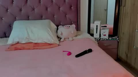 Valentina online show from March 5, 2026, 5:14 am