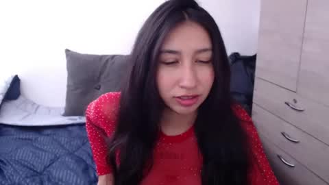 Valentina online show from May 28, 2026, 4:37 pm