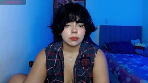 Snapshot of valenbeauty chatting on May 7, 2026, 2:17 am valenbeauty online show from May 7, 2026, 2:17 am