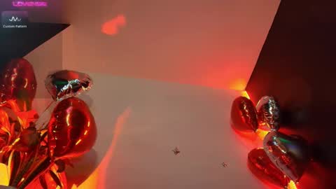 Valen online show from February 13, 2025, 2:31 pm