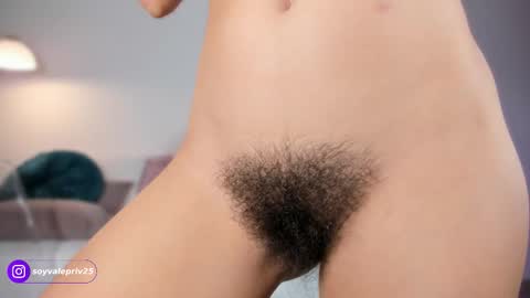 Valentina Torres online show from December 3, 2025, 6:06 pm