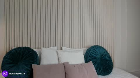 Valentina Torres online show from December 22, 2025, 8:17 pm