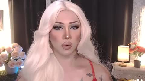 Snapshot of valentina_goddess_tsxxx chatting on February 7, 2026, 1:20 am Amanda online show from February 7, 2026, 1:20 am