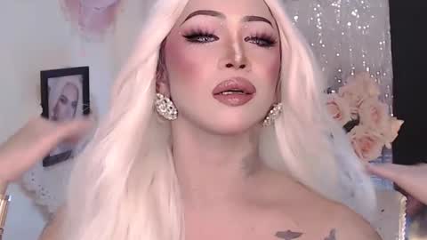 Snapshot of valentina_goddess_tsxxx chatting on February 16, 2026, 3:46 am Amanda online show from February 16, 2026, 3:46 am