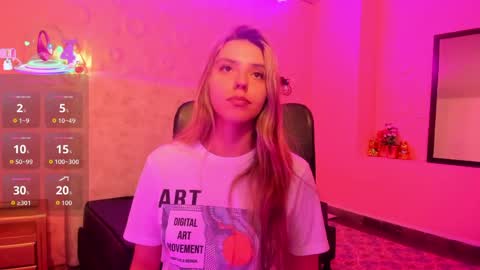 Valentina online show from April 4, 2026, 4:37 pm