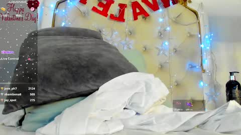 Valentina  online show from February 15, 2025, 12:11 pm